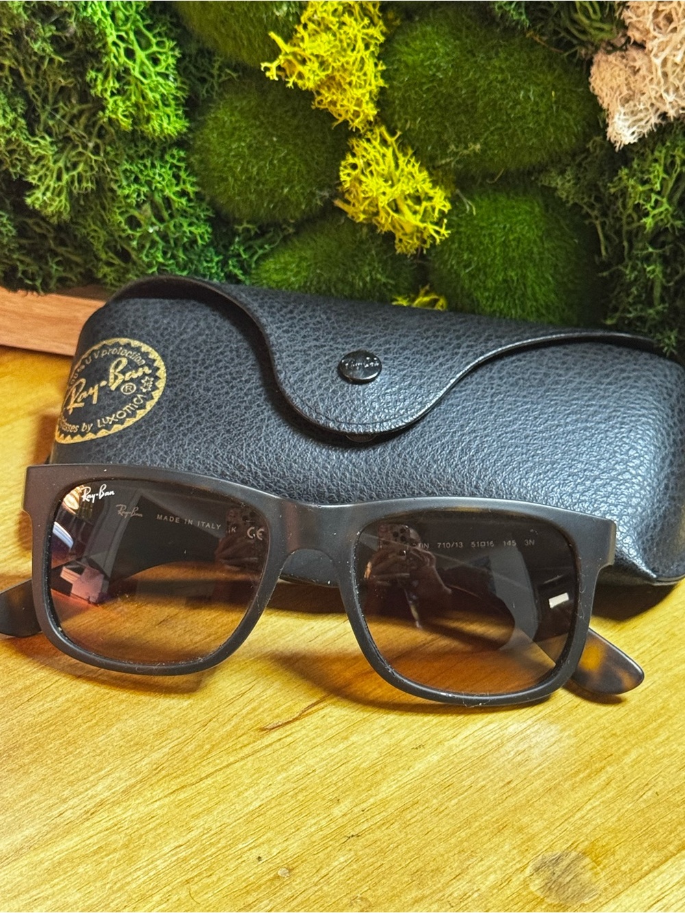 Ray-Ban Brown Tortoise Sunglasses